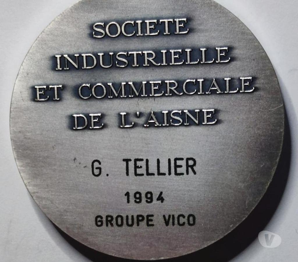 Collection Val-d'Oise Bernes sur Oise - 95340 - Photos Vivastreet Médaille En Bronze Argenté Département De L'Aisne 1994