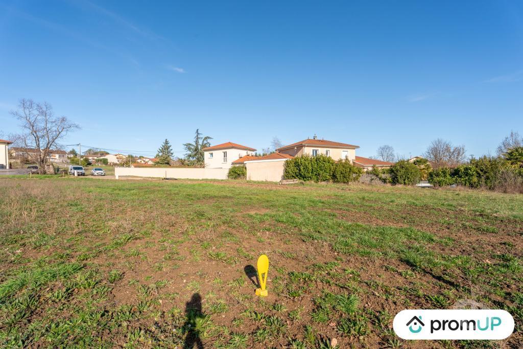Terrain à vendre Rhône Brindas - 69126 - Photos Vivastreet (V6541) Terrain constructible de 673 m2 à BRINDAS