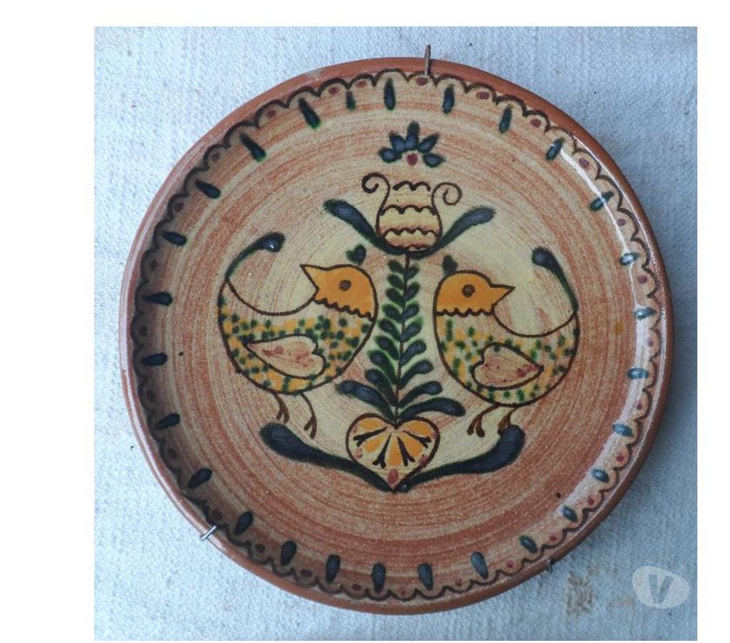 Décoration - art Hérault Castries - 34160 - Photos Vivastreet Anciennes assiettes artisanales en terre cuite vernissée 