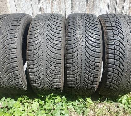 Accessoires auto & tuning St Etienne St Etienne - Photos Vivastreet 4 pneus neige 235 50 19 103V Michelin envoi possible