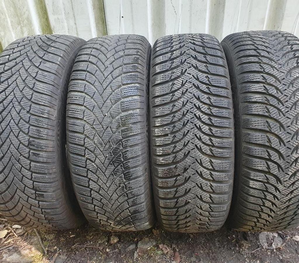 Pièces et services auto Loire St Etienne - Photos Vivastreet 4 roues neige Alu 205 55 16 91T Volkswagen Touran envoi poss