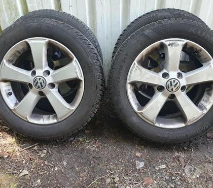 Pièces moteur et accessoires auto St Etienne St Etienne - Photos Vivastreet 4 roues neige Alu 205 55 16 91T Volkswagen Touran envoi poss