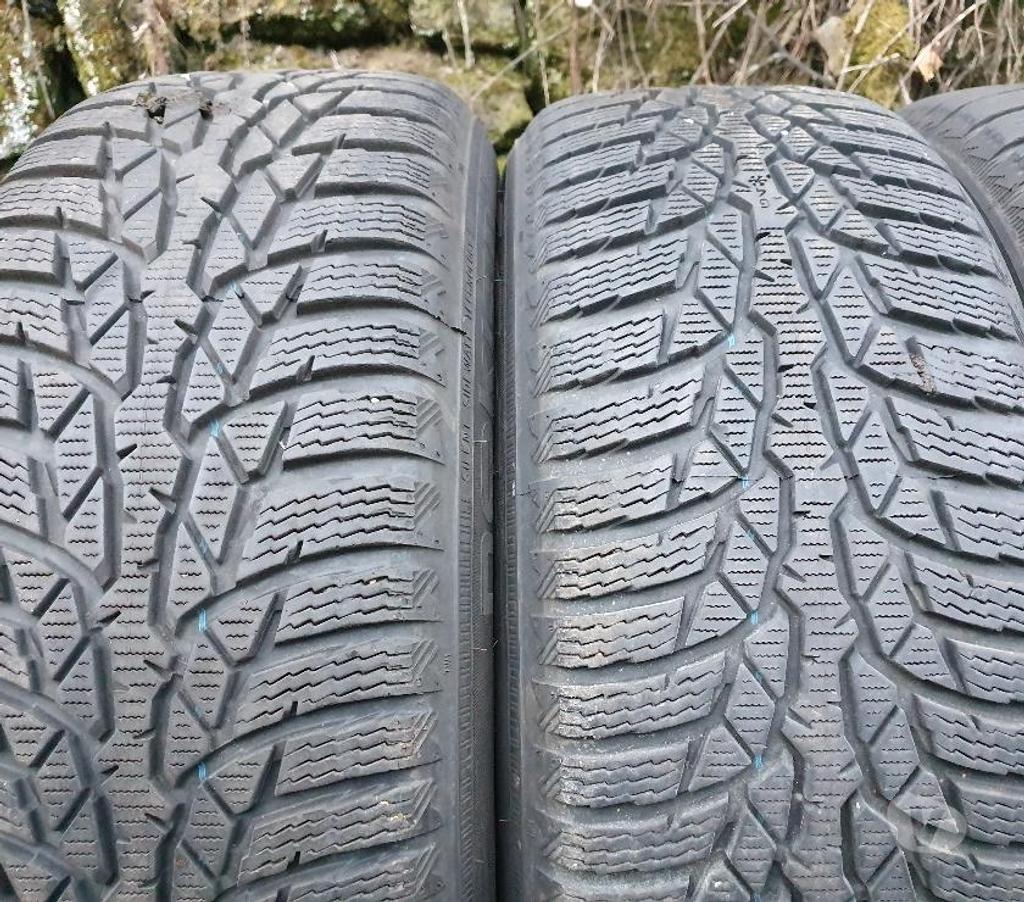 Pièces et services auto Loire St Etienne - Photos Vivastreet 4 roues neige Audi A6 205 55 16 91T envoi possible