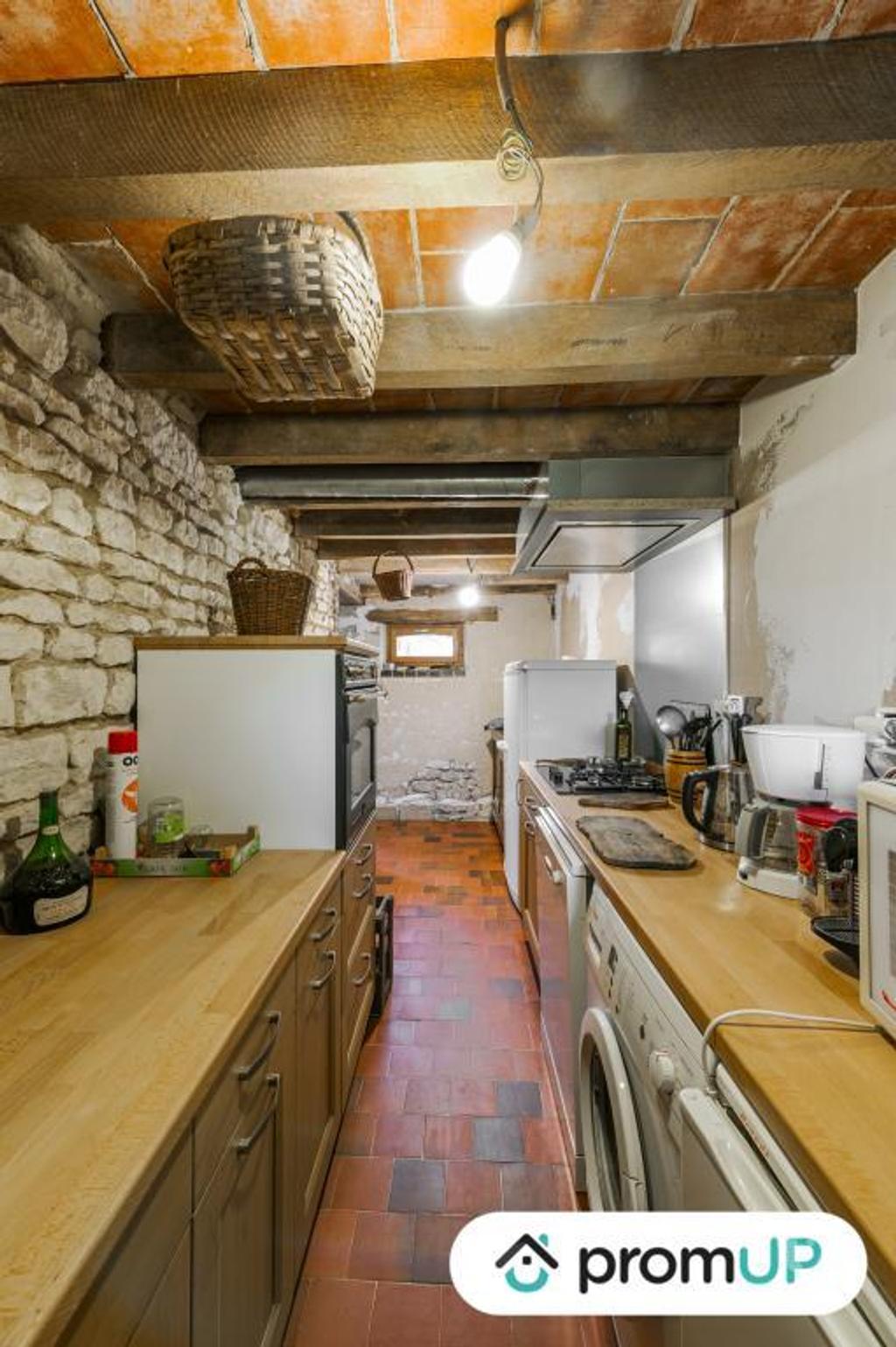Vente Maison Yonne Lindry - 89240 - Photos Vivastreet (V6555) Maison ancienne de 351 m2 à LINDRY