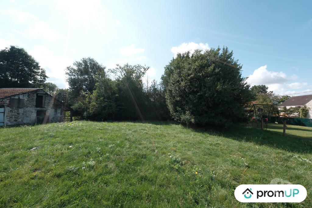Terrain à vendre Seine-et-Marne St Leger - 77510 - Photos Vivastreet (V6196) Terrain constructible de 828 m2 à Saint-Léger