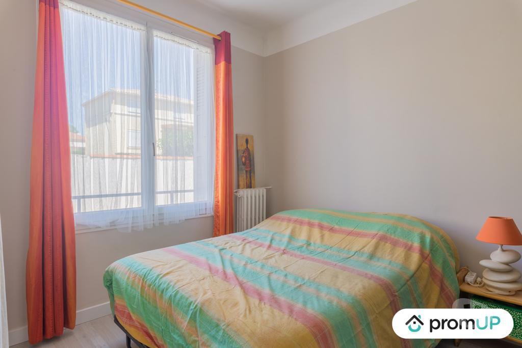 Appartements à vendre Var Toulon - Photos Vivastreet (VA488) Appartement T4 97m2