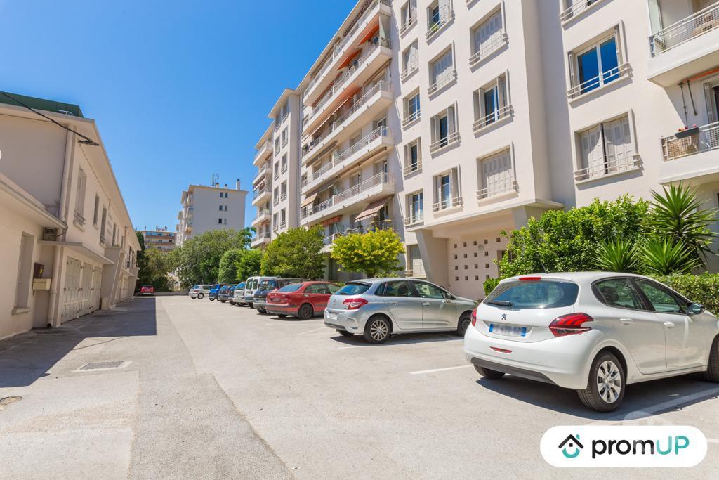 Appartements à vendre Var Toulon - Photos Vivastreet (VA488) Appartement T4 97m2