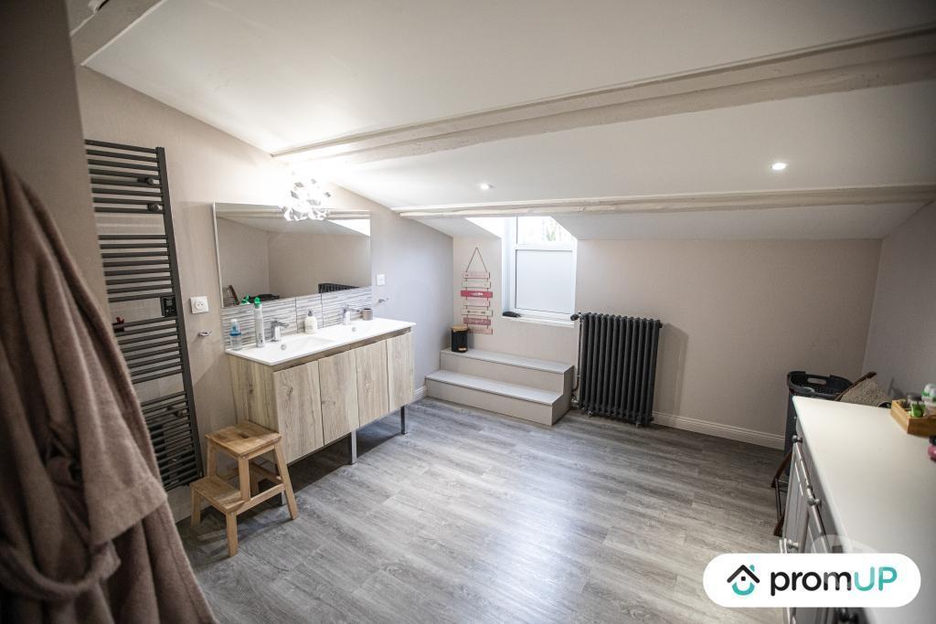 Appartements à vendre Haute-Marne Chaumont - Photos Vivastreet (V6539) Appartement de 253 m2 à CHAUMONT