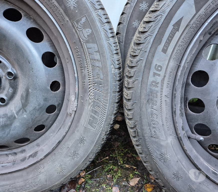 Pièces et services auto Loire St Etienne - Photos Vivastreet 4 roues neige 205 55 16 91H Renault Mégane 3 Michelin + cap