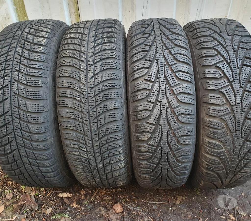 Pièces et services auto Loire St Etienne - Photos Vivastreet 4 roues neige Renault Clio 175 65 14 82T envoi possible