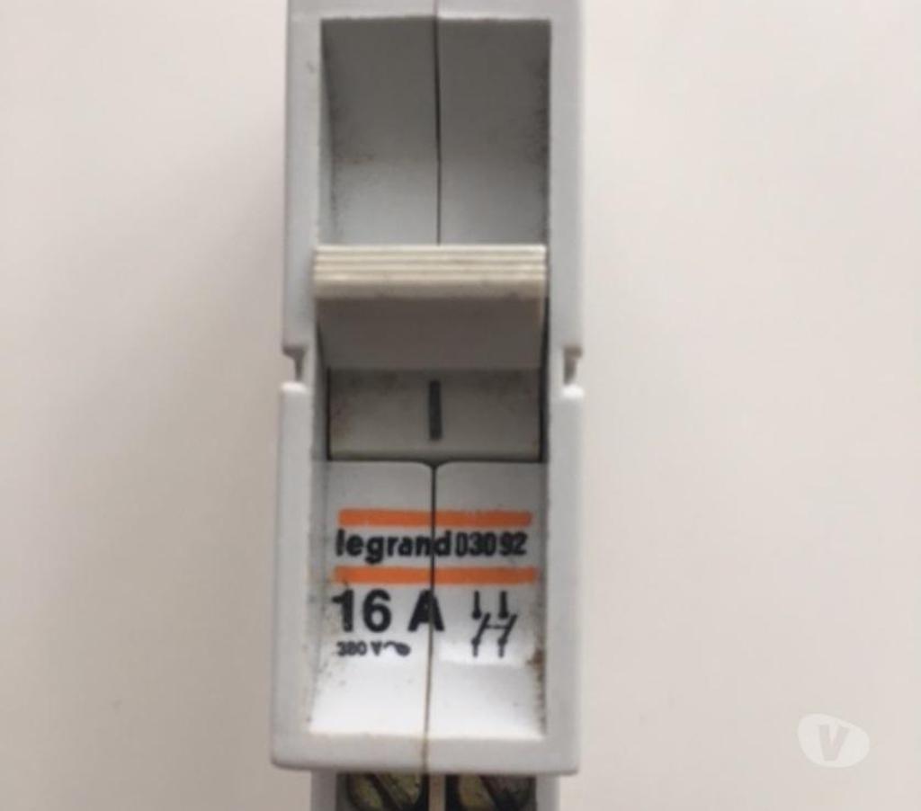  Nord Valenciennes - 59300 - Photos Vivastreet Intérrupteurs, sonnettes et prises modulaire 108