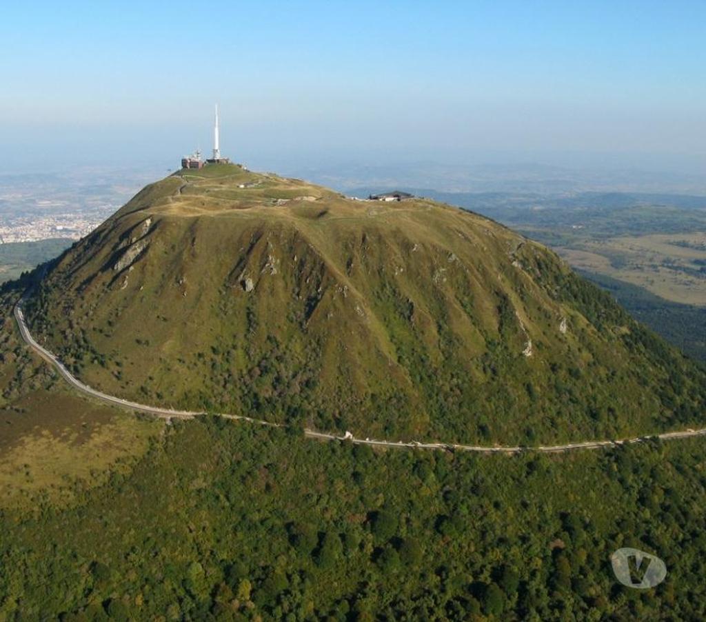 location saisonniere Puy-de-Dôme Billom - 63160 - Photos Vivastreet Auvergne -Gîte de campagne - classé 3 * -ANCV