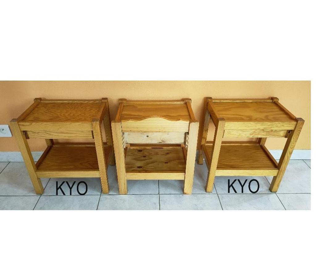 Ameublement & art de la table Jura Foncine le Haut - 39460 - Photos Vivastreet Table chevet-nuit bois, tiroir, L.41 x P.33 x H.47 cm