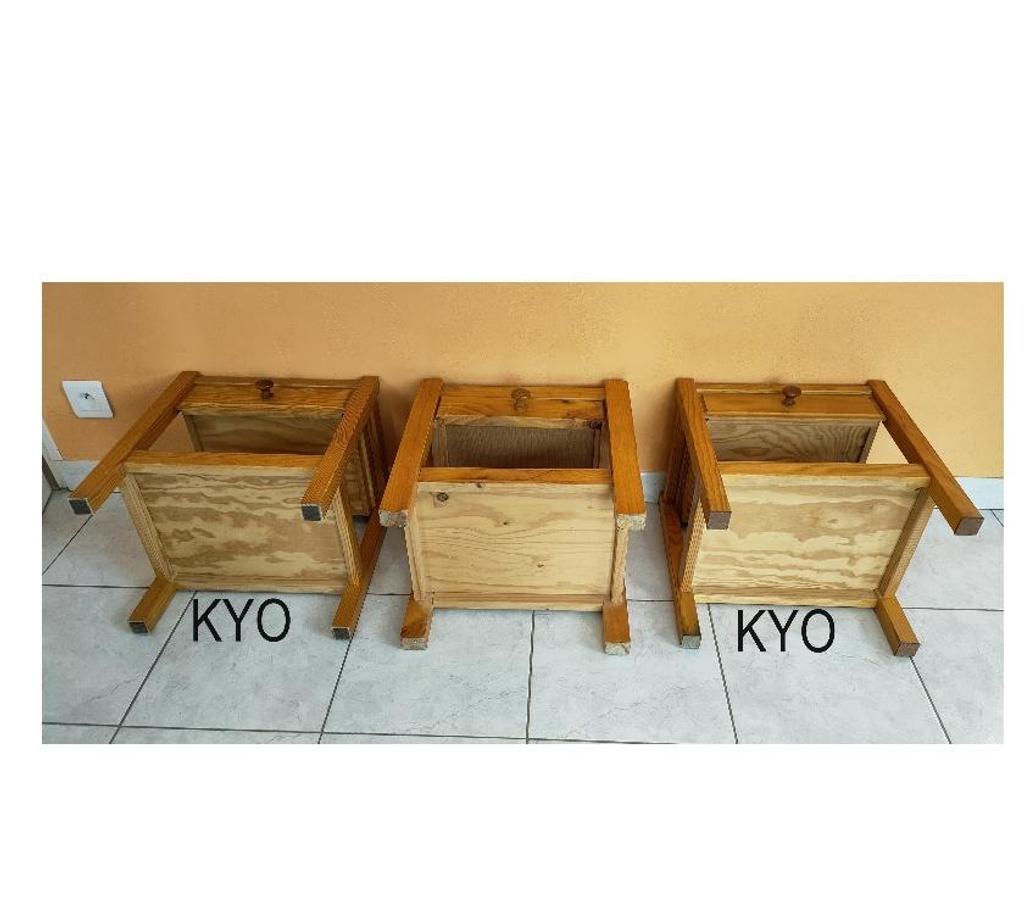 Ameublement & art de la table Jura Foncine le Haut - 39460 - Photos Vivastreet Table chevet-nuit bois, tiroir, L.41 x P.33 x H.47 cm