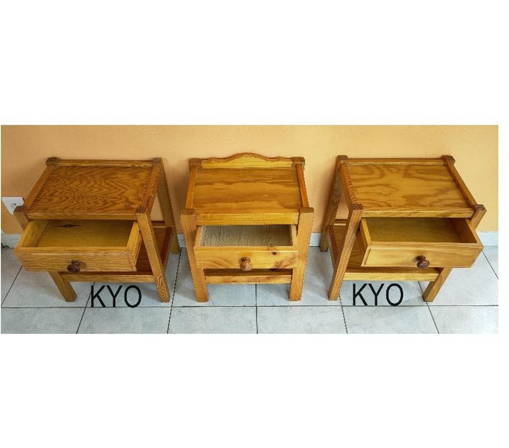 Ameublement & art de la table Jura Foncine le Haut - 39460 - Photos Vivastreet Table chevet-nuit bois, tiroir, L.41 x P.33 x H.47 cm