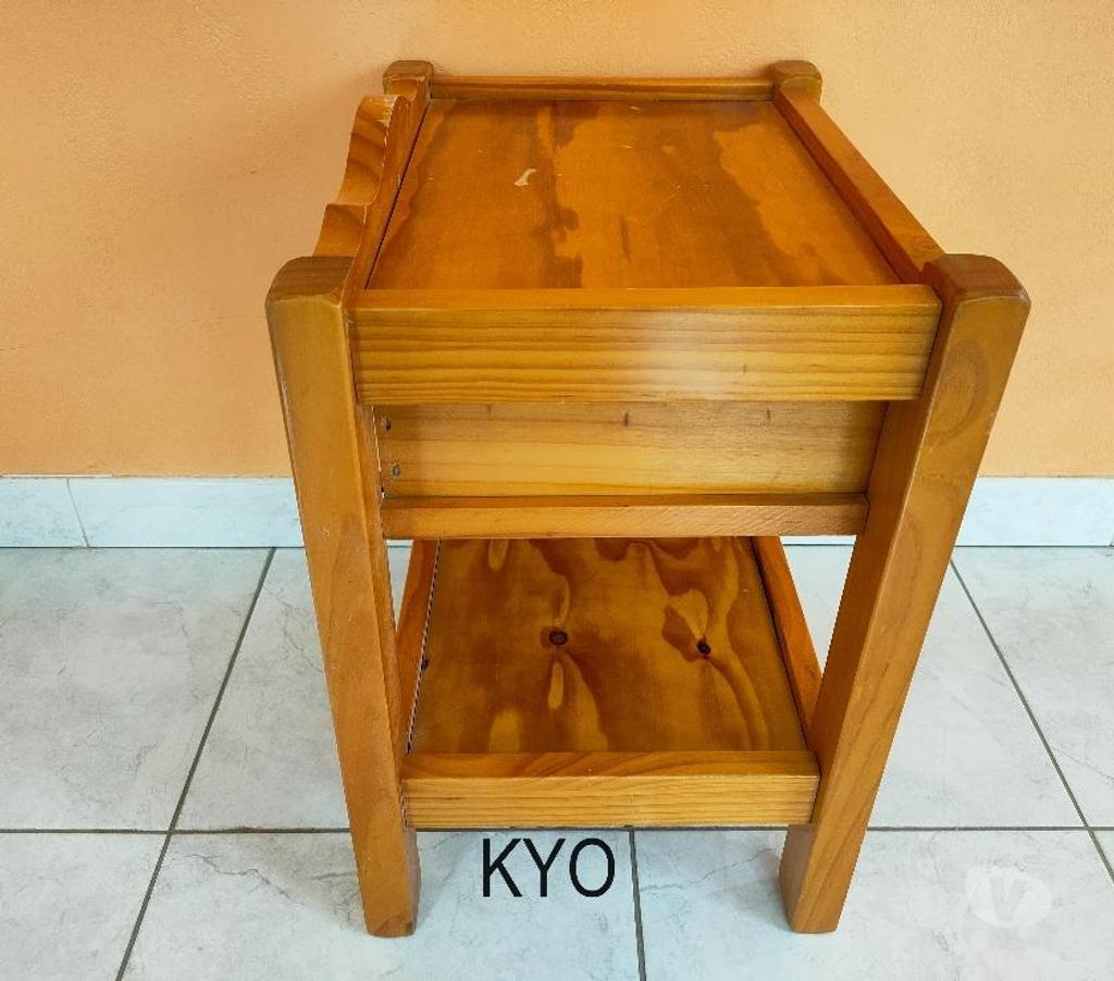 Ameublement & art de la table Jura Foncine le Haut - 39460 - Photos Vivastreet Table chevet-nuit bois, tiroir, L.41 x P.33 x H.47 cm