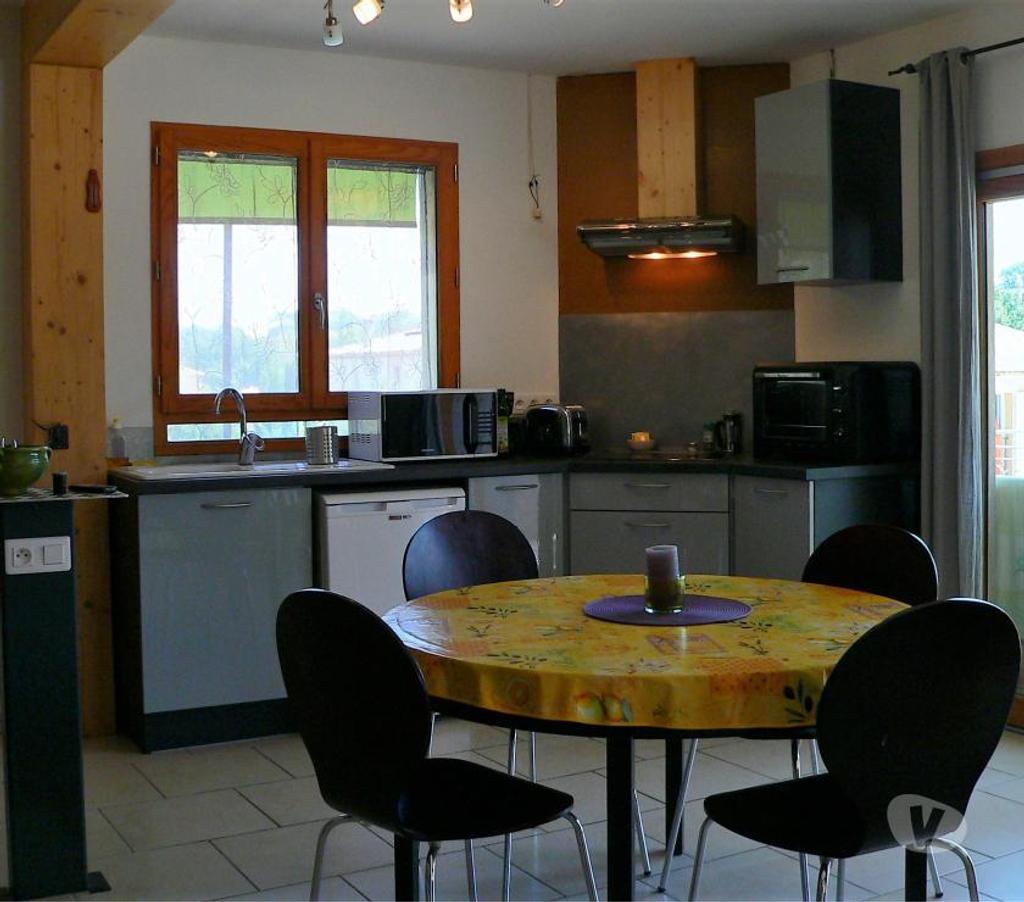 location saisonniere Alpes-de-Haute-Provence Greoux les Bains - 04800 - Photos Vivastreet T2 meublé classé*** Gréoux appartement VILLA