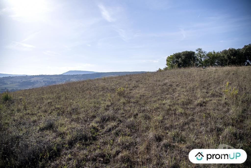 Terrain à vendre Aude Limoux - Photos Vivastreet (V4822) Terrain de 27300m² situé à Limoux