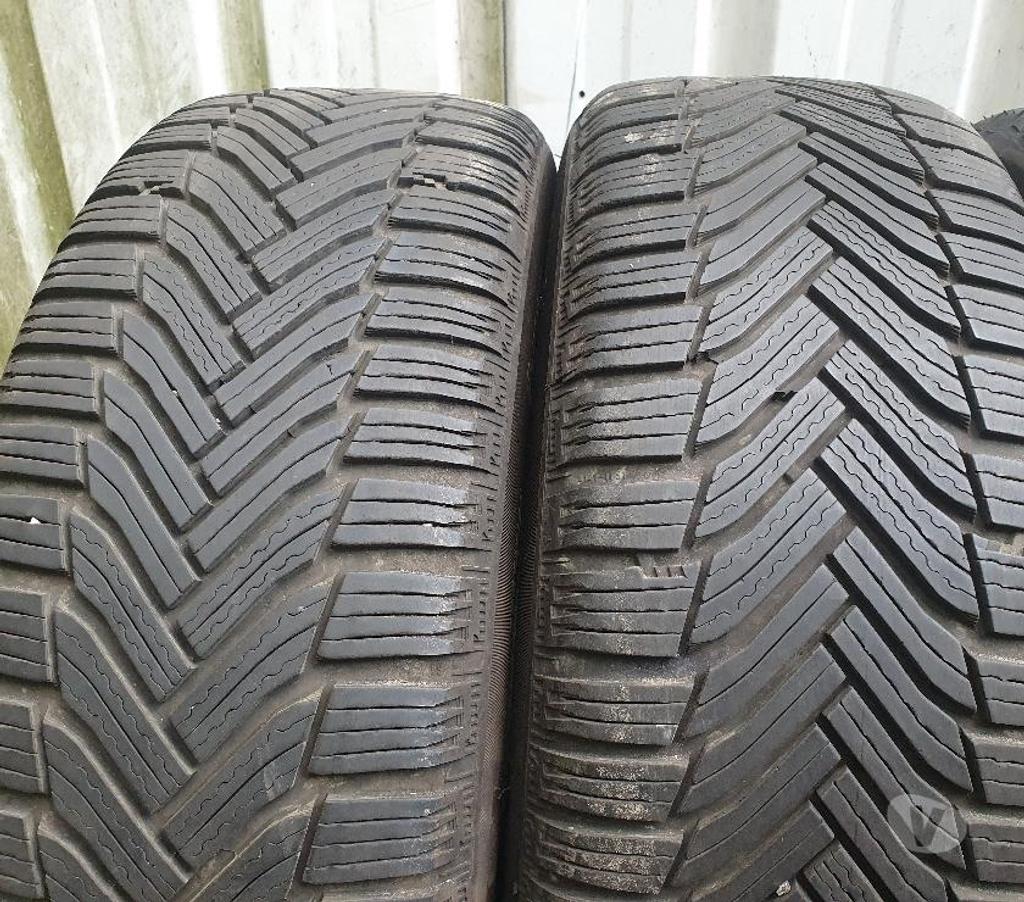 Pièces et services auto Loire St Etienne - Photos Vivastreet 4 roues alu neige 205 55 17 95V Michelin Renault Scenic envo