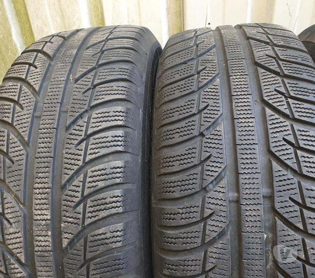 Pièces et services auto Loire St Etienne - Photos Vivastreet 4 roues neige alu 21560 R16 99H Volkswagen T-Roc