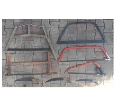 Bricolage - Jardin - Outillage Castries Hérault - Photos Vivastreet Ensemble de 5 scies à bois anciennes dans leur jus 