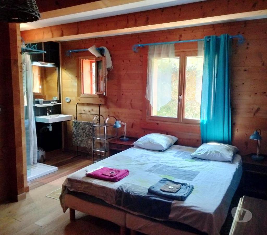 location saisonniere Alpes-de-Haute-Provence Valensole - 04210 - Photos Vivastreet Valensole Lavande villa 135 m² Parc du Verdon et ces lacs