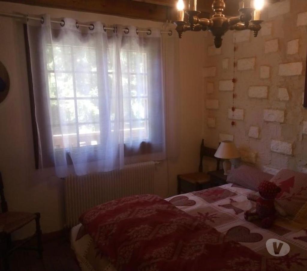 location saisonniere Pyrénées-Orientales Les Angles - 66210 - Photos Vivastreet chalet 4 faces face au lac