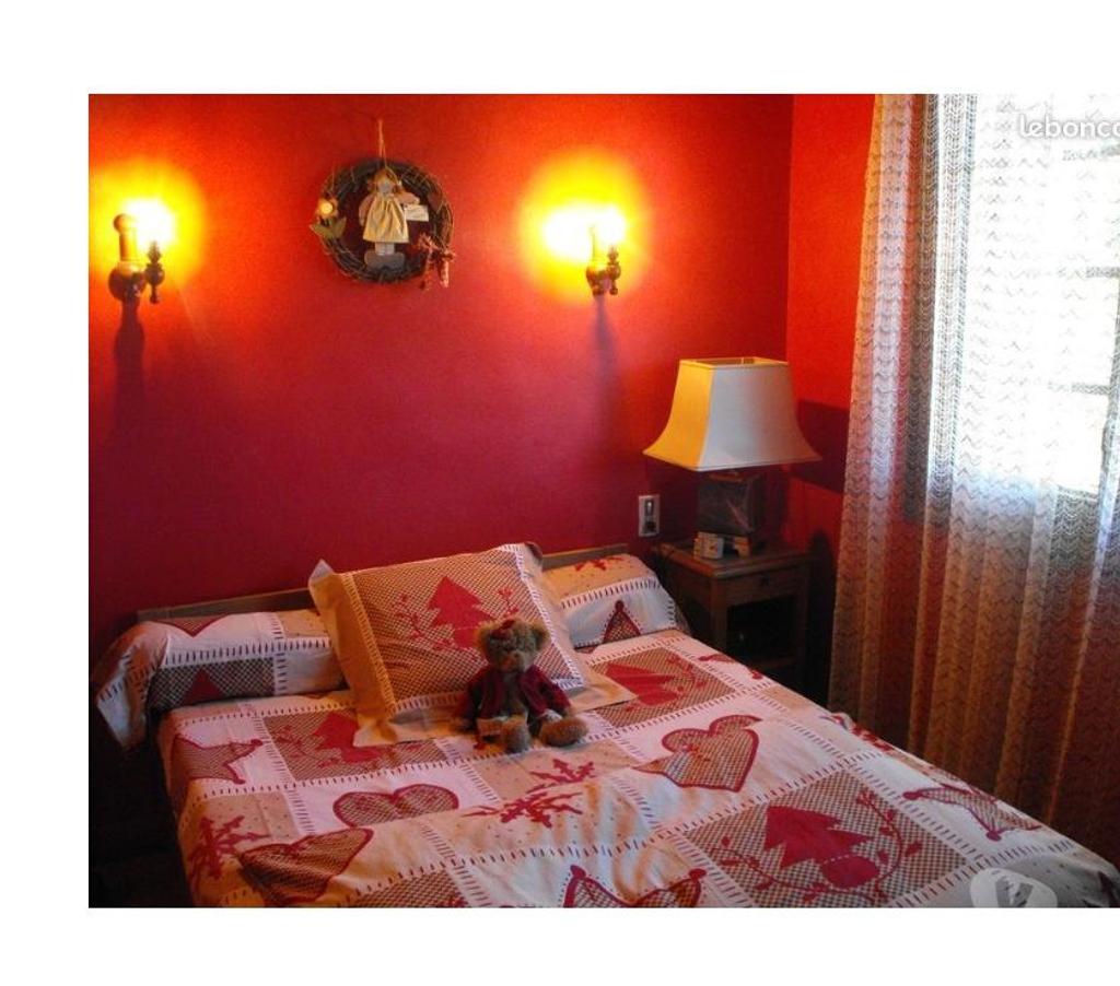 location saisonniere Pyrénées-Orientales Les Angles - 66210 - Photos Vivastreet chalet 4 faces face au lac