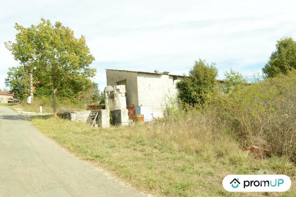 Terrain à vendre Lot Floressas - 46700 - Photos Vivastreet (V6244) Terrain constructible de 4600 m2 à FLORESSAS