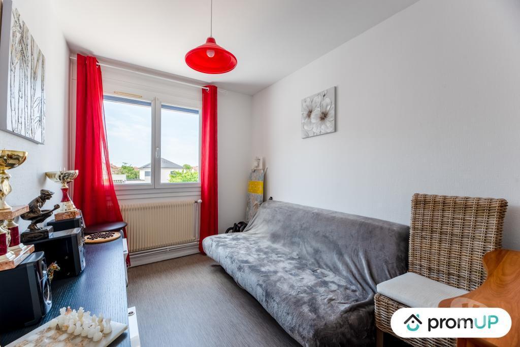 Appartements à vendre Seine-Maritime St Etienne du Rouvray - 76800 - Photos Vivastreet (V5999) Appartement meublé de 70m2 à Sotteville-les-rouen