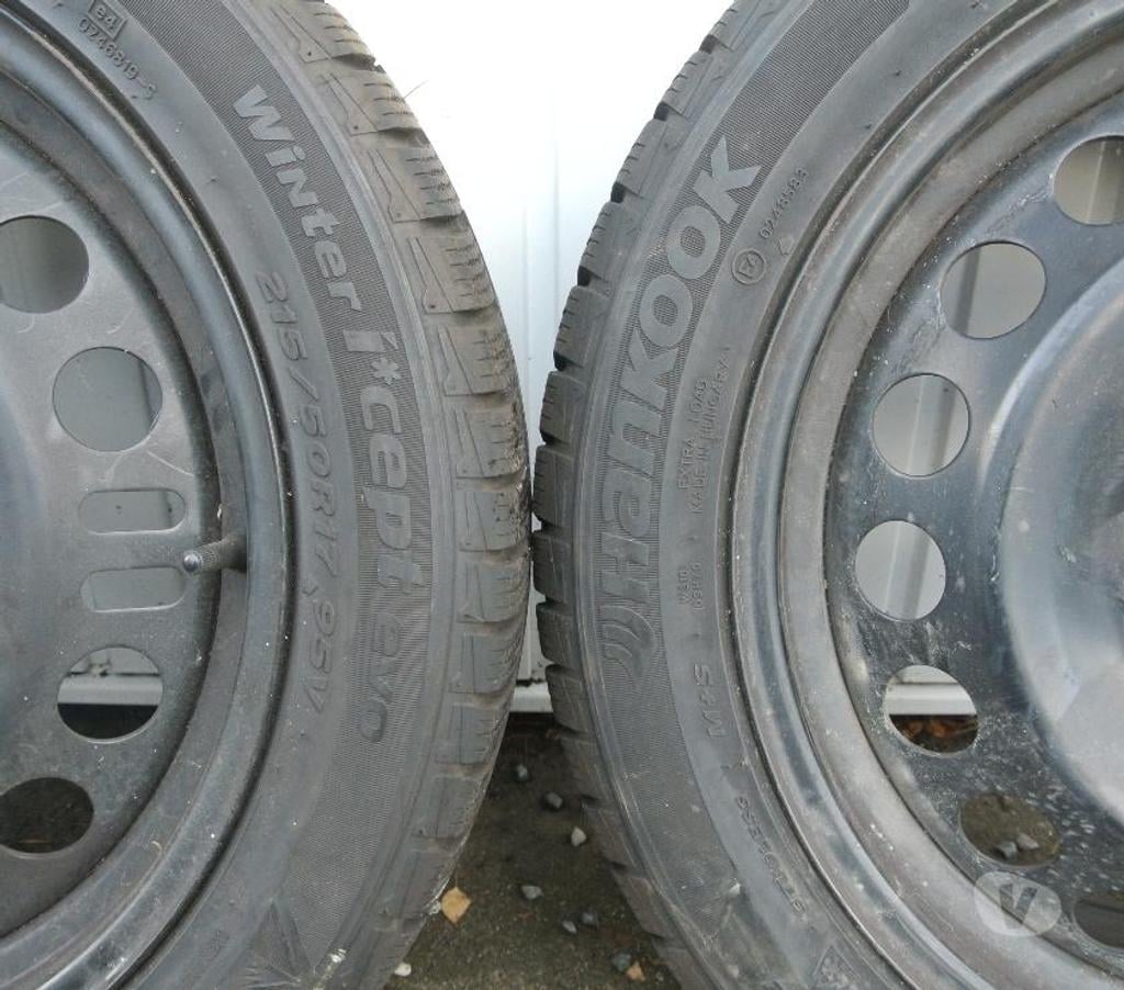 Pièces et services auto Loire St Etienne - Photos Vivastreet 2 roues neige Opel Astra 215 50 17 95V Hankook envoi possibl