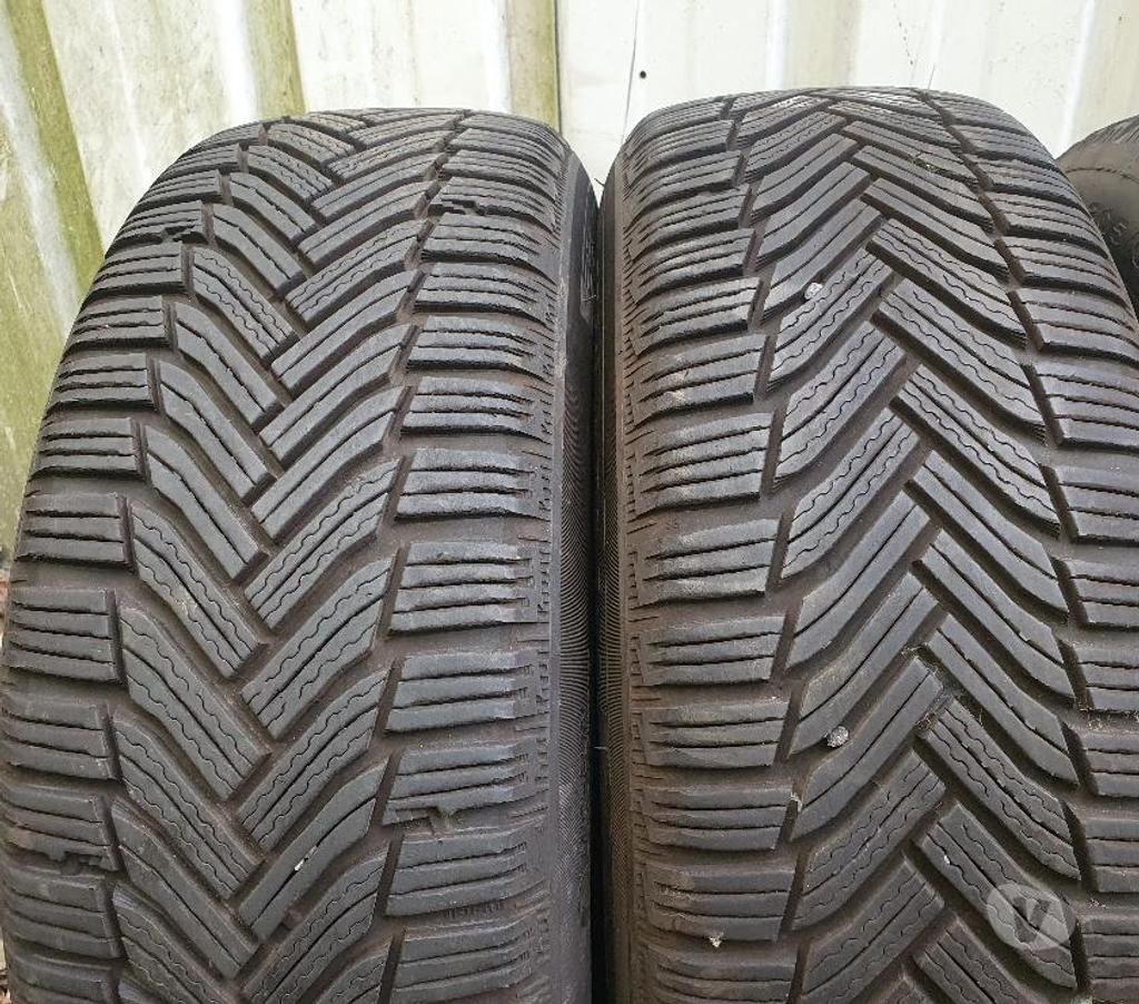 Pièces et services auto Loire St Etienne - Photos Vivastreet 4 roues neige 205 60 16 Citroën Berlingo Michelin envoi poss