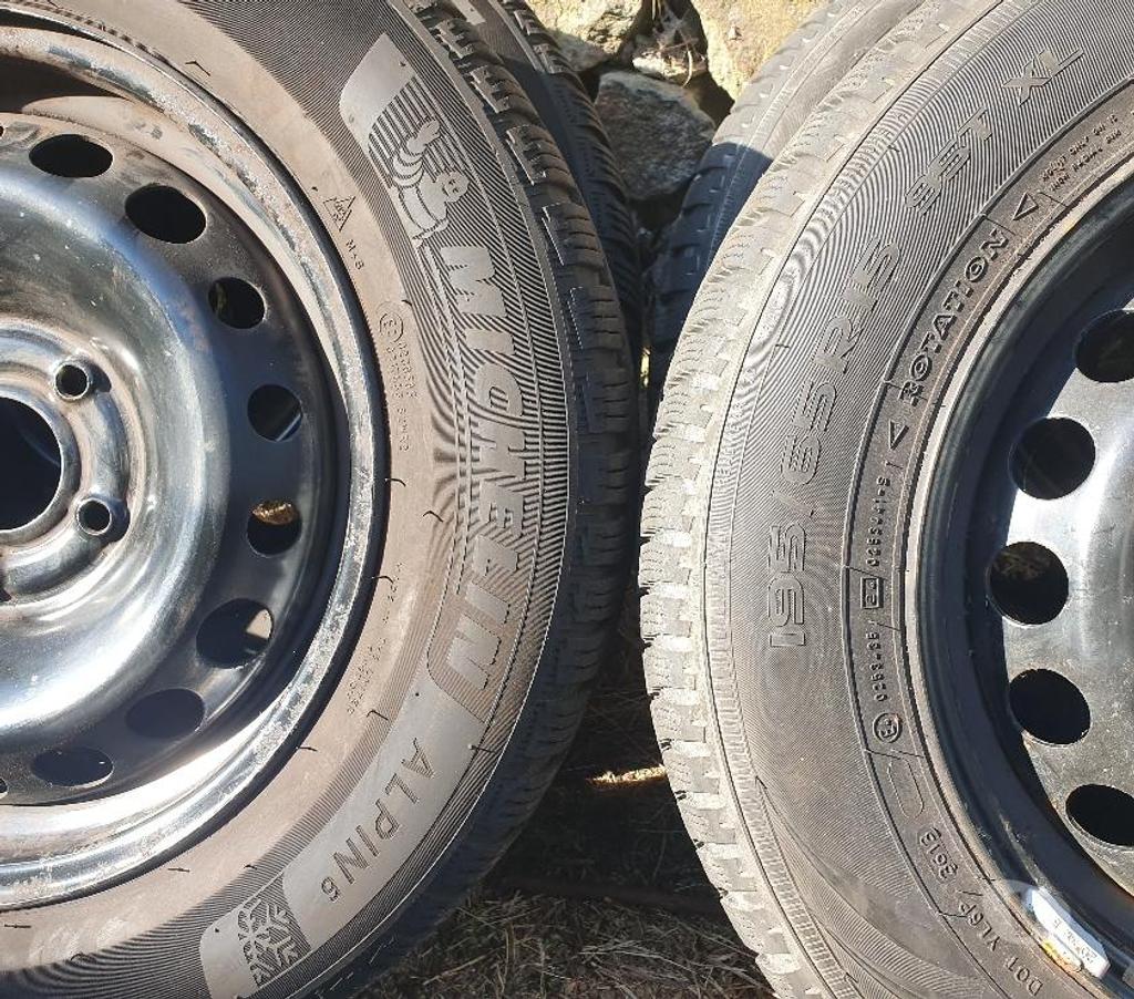 Pièces et services auto Loire St Etienne - Photos Vivastreet 4 roues neige Renault Megane 3 195 65 15 91T Michelin envoi 