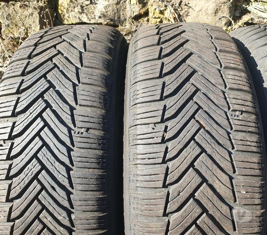 Pièces et services auto Loire St Etienne - Photos Vivastreet 4 roues neige Renault Megane 3 195 65 15 91T Michelin envoi 