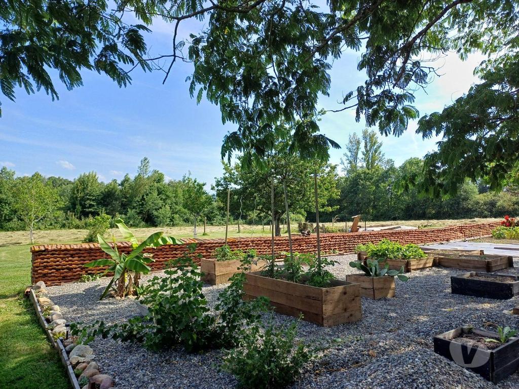 Vente Maison Haute-Garonne Boulogne sur Gesse - 31350 - Photos Vivastreet Superbe maison de campagne, avec vue Pyrénées