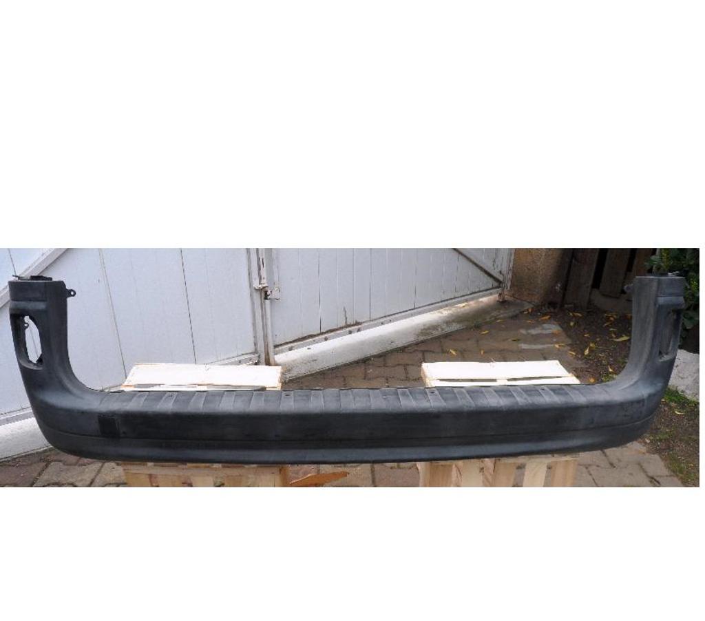 Equipements utilitaire Hérault Castries - 34160 - Photos Vivastreet Pare-chocs arrière pour RENAULT KANGOO II phase 1 2007-2013 