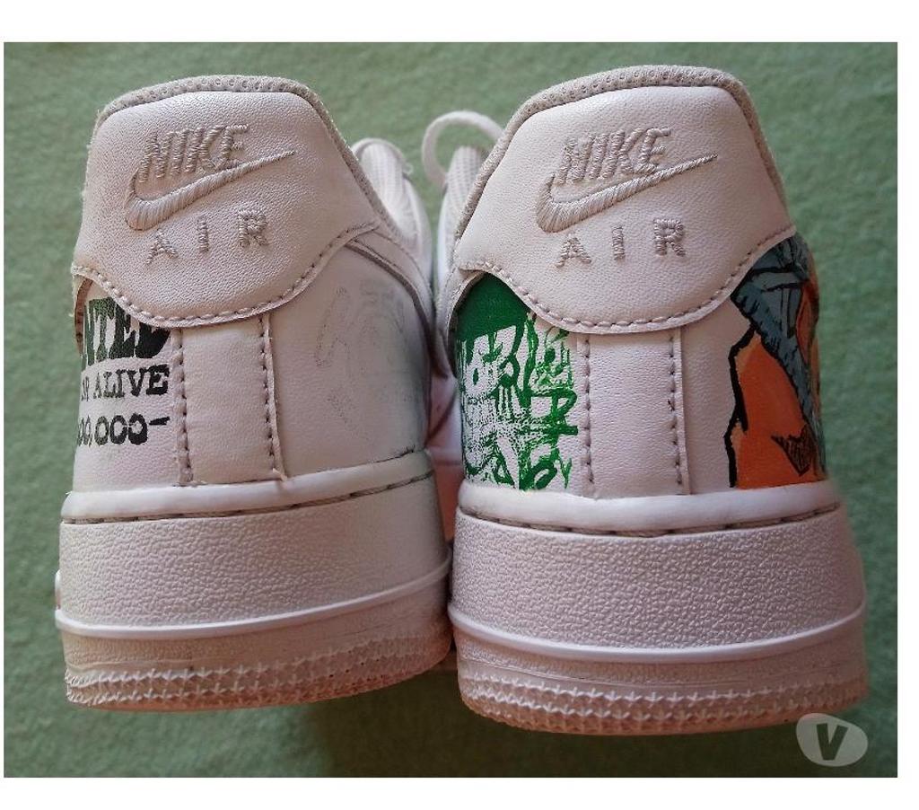 Chaussures Seine-Saint-Denis La Courneuve - 93120 - Photos Vivastreet Basket Nike Customisée