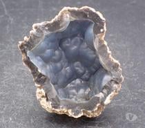 Géode de Calcédoine bleue , Charroux , Vienne , France