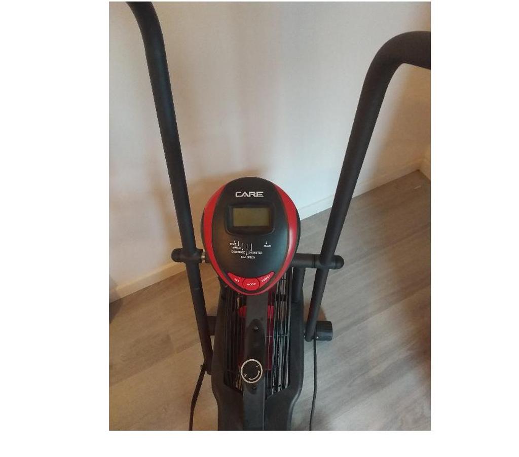 Matériel de sport Côte-d'Or Dijon - 21000 - Photos Vivastreet Vélo elliptique care 100 quasi neuf servi 2 heures