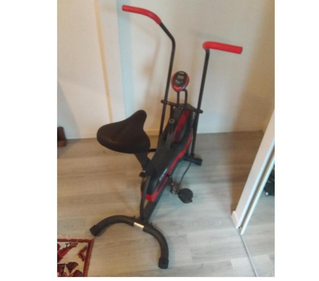 Matériel de sport Côte-d'Or Dijon - 21000 - Photos Vivastreet Vélo elliptique care 100 quasi neuf servi 2 heures
