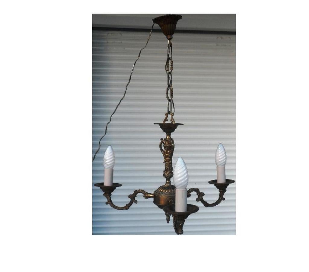 Décoration - art Hérault Castries - 34160 - Photos Vivastreet Lustre ancien 3 branches en bronze de la1ère partie du XXème