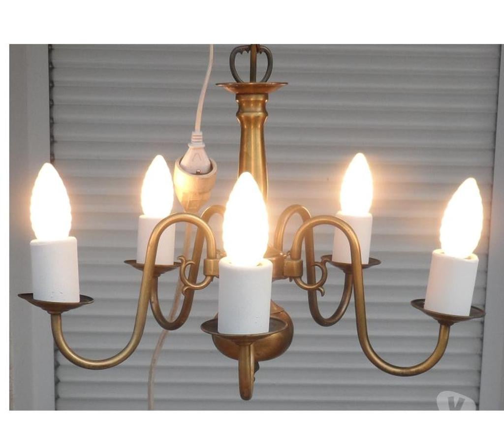 Décoration - art Hérault Castries - 34160 - Photos Vivastreet Lustre ancien en laiton 5 branches douille à vis petit culot