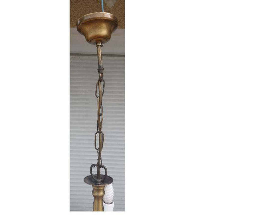 Décoration - art Hérault Castries - 34160 - Photos Vivastreet Lustre ancien en laiton 5 branches douille à vis petit culot