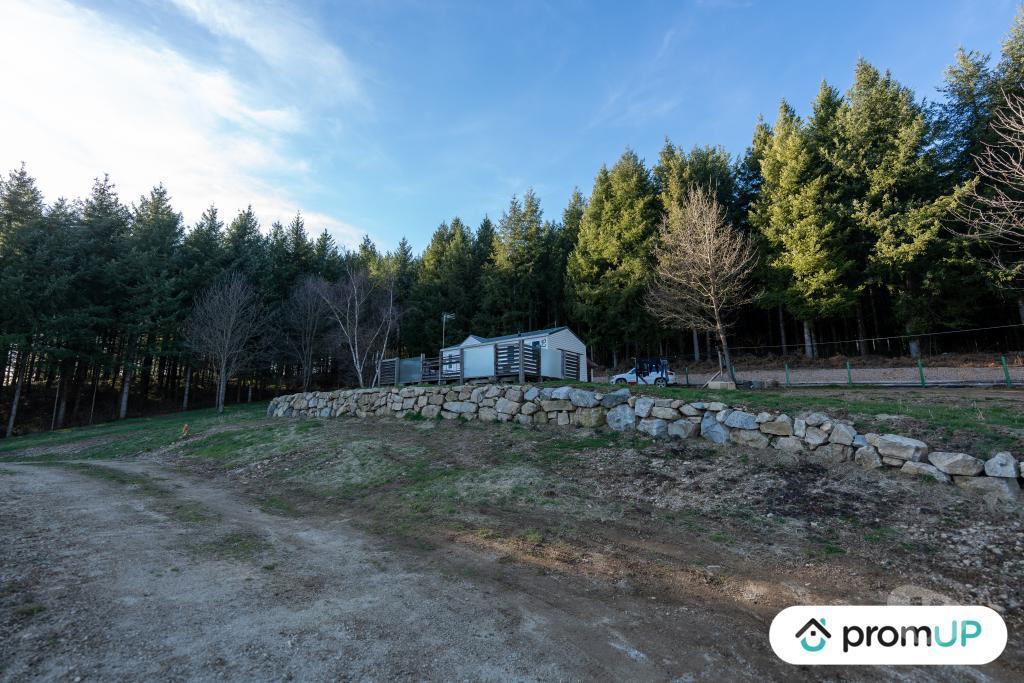 Terrain à vendre Puy-de-Dôme Celles sur Durolle - 63250 - Photos Vivastreet (V6529) Terrain constructible de 5960 m2 à Celles-sur-Duronne