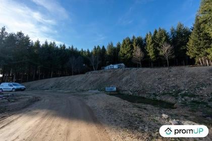 Terrain à vendre Celles sur Durolle Puy-de-Dôme - Photos Vivastreet (V6529) Terrain constructible de 5960 m2 à Celles-sur-Duronne