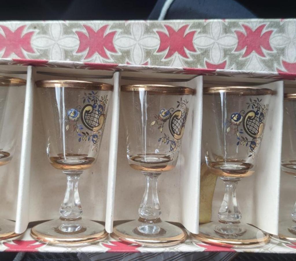 Ameublement & art de la table Val-d'Oise Bernes sur Oise - 95340 - Photos Vivastreet Vintage : Lot de 12 Verres Liseré Doré Lettre C Monogramme