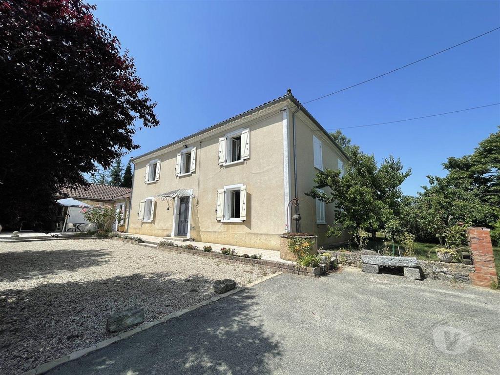 Vente Maison Gers Seissan - Photos Vivastreet Superbe maison de maitre avec appartement et dependances, vue Py