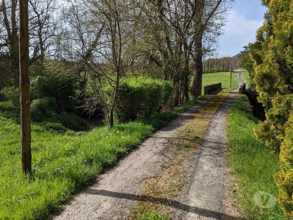 Vente Maison Gers Auch - 32000 - Photos Vivastreet Magnifique manoir avec des origines au 15ieme siècle, avec sa m