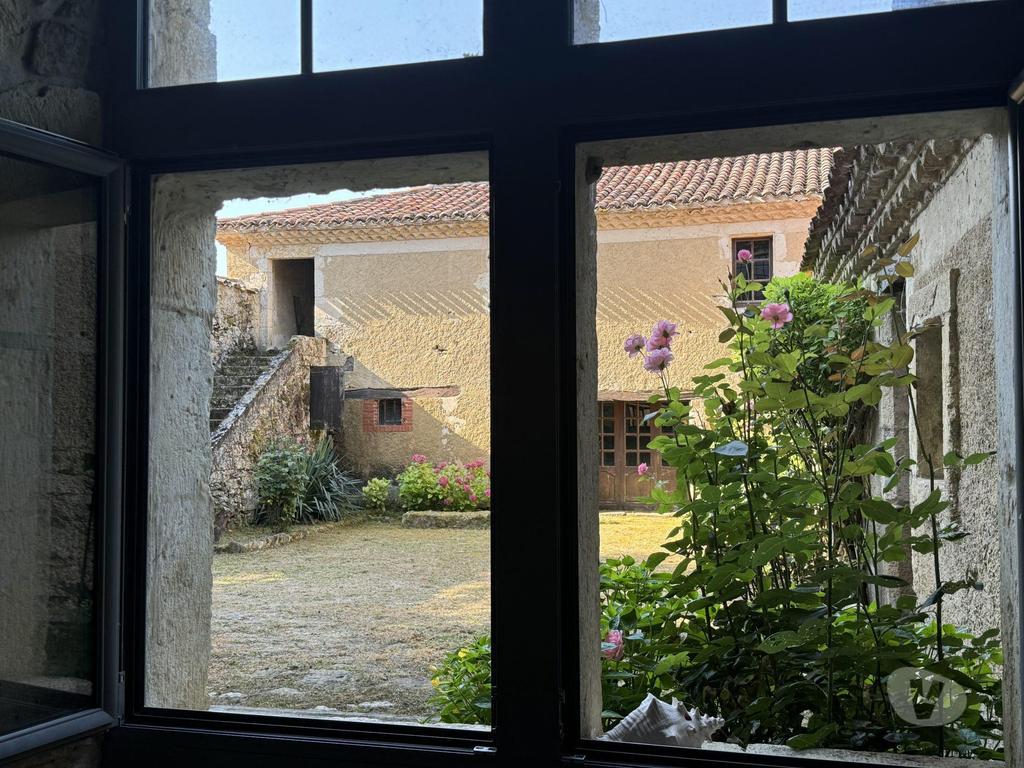 Vente Maison Gers Auch - 32000 - Photos Vivastreet Magnifique manoir avec des origines au 15ieme siècle, avec sa m