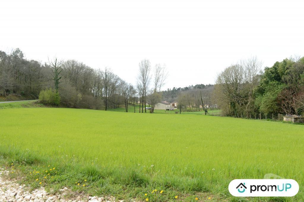Terrain à vendre Dordogne Campsegret - 24140 - Photos Vivastreet (V6591) Terrain constructible de 3672 m2 à CAMPSEGRET